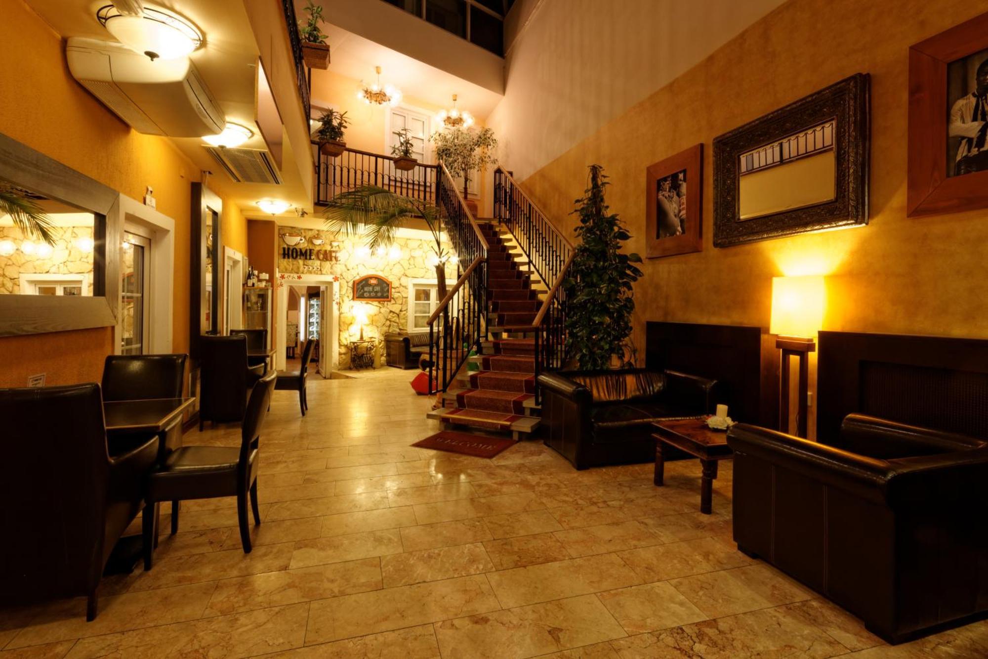 Enjoy Inn بلزن المظهر الخارجي الصورة