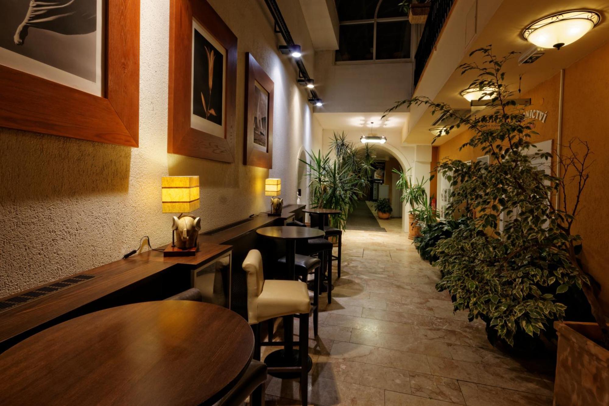 Enjoy Inn بلزن المظهر الخارجي الصورة