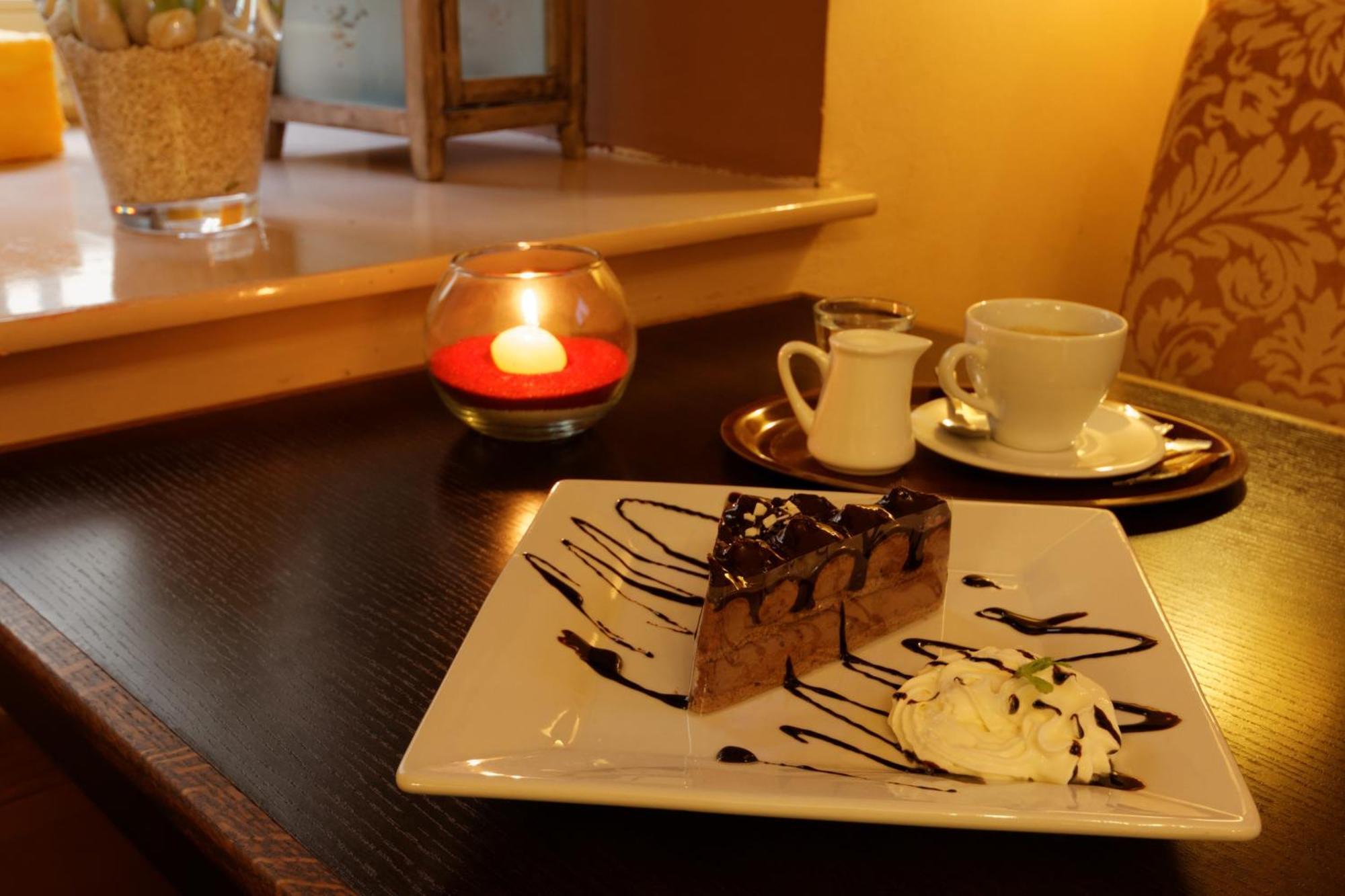 Enjoy Inn بلزن المظهر الخارجي الصورة