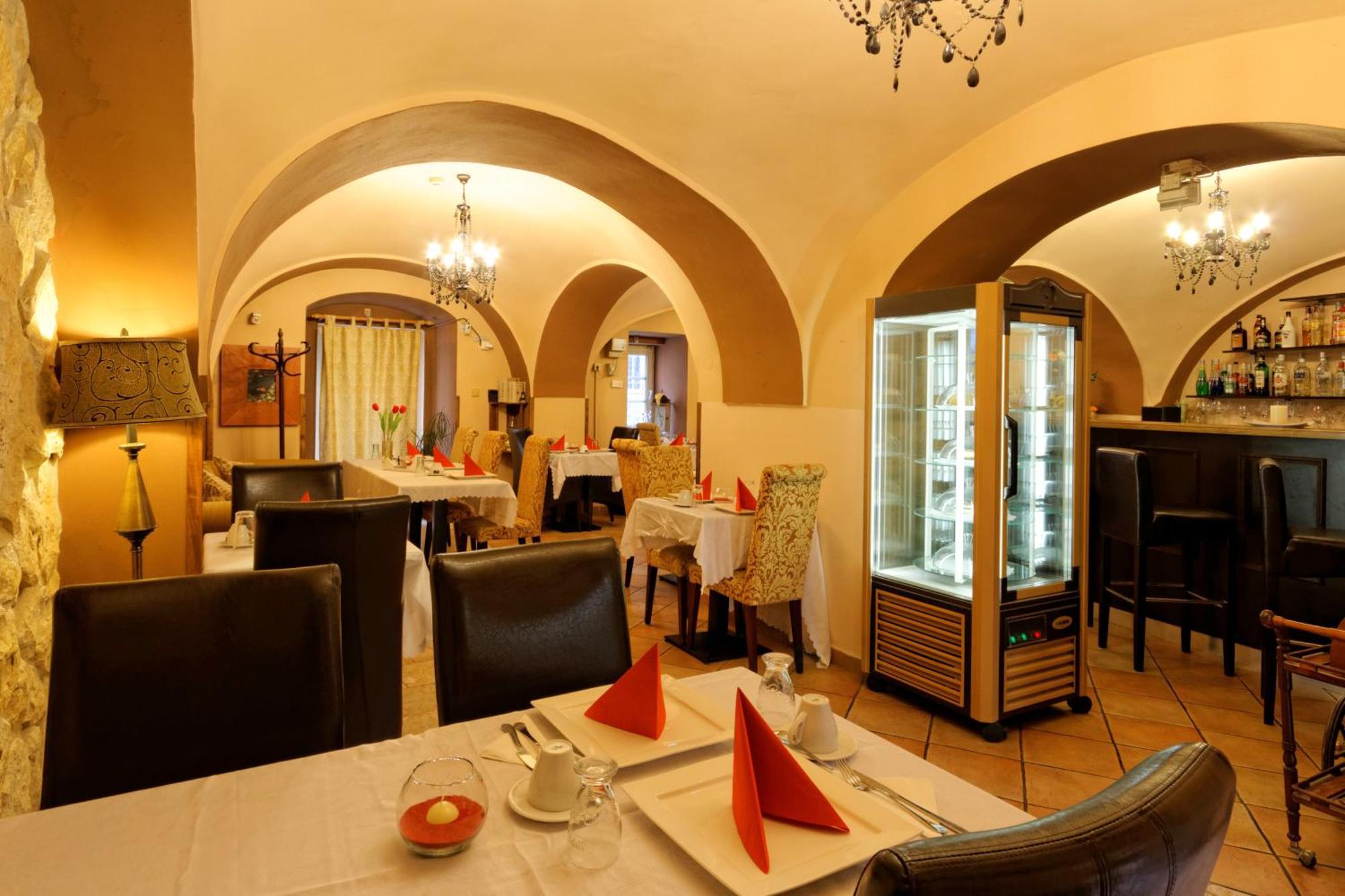 Enjoy Inn بلزن المظهر الخارجي الصورة