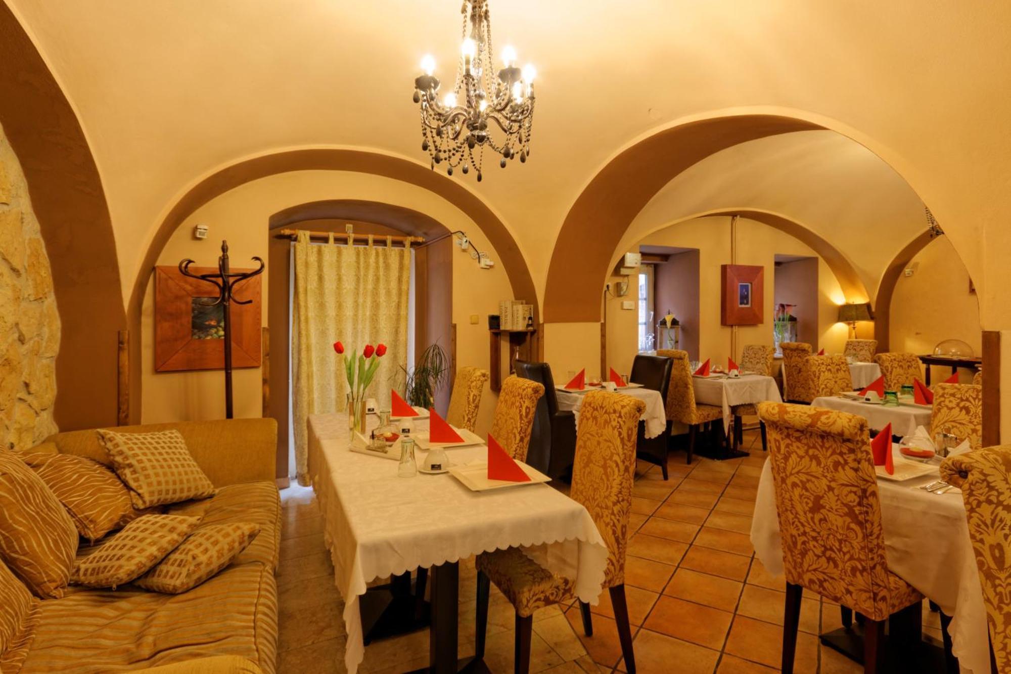 Enjoy Inn بلزن المظهر الخارجي الصورة
