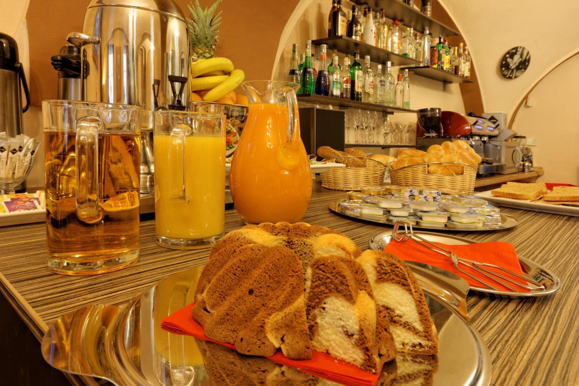 Enjoy Inn بلزن المظهر الخارجي الصورة