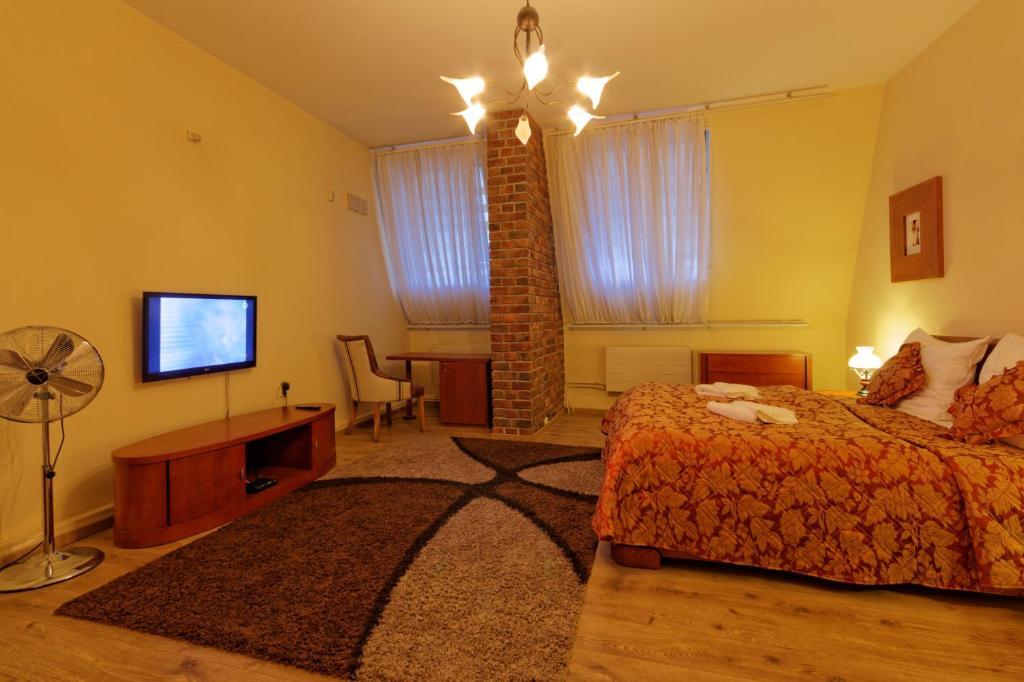 Enjoy Inn بلزن المظهر الخارجي الصورة