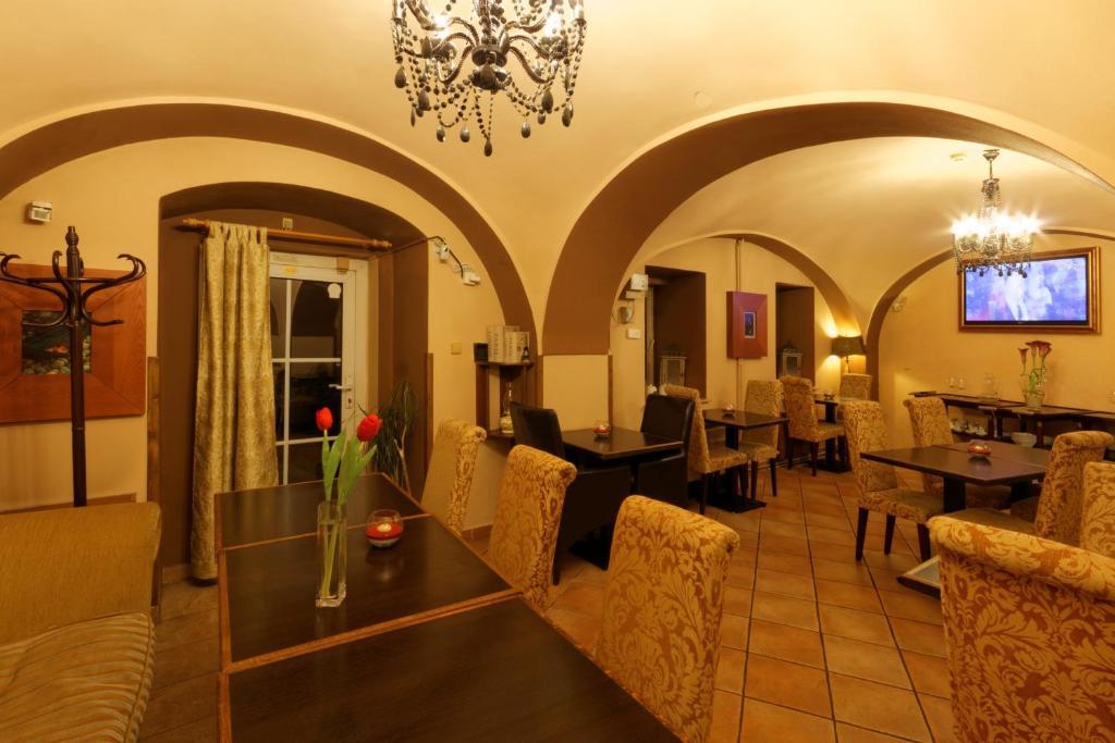 Enjoy Inn بلزن المظهر الخارجي الصورة