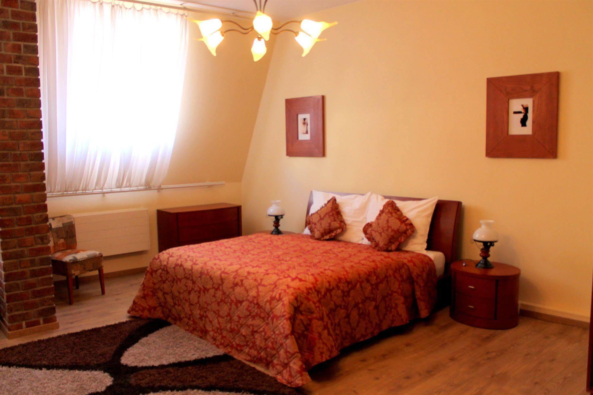 Enjoy Inn بلزن المظهر الخارجي الصورة